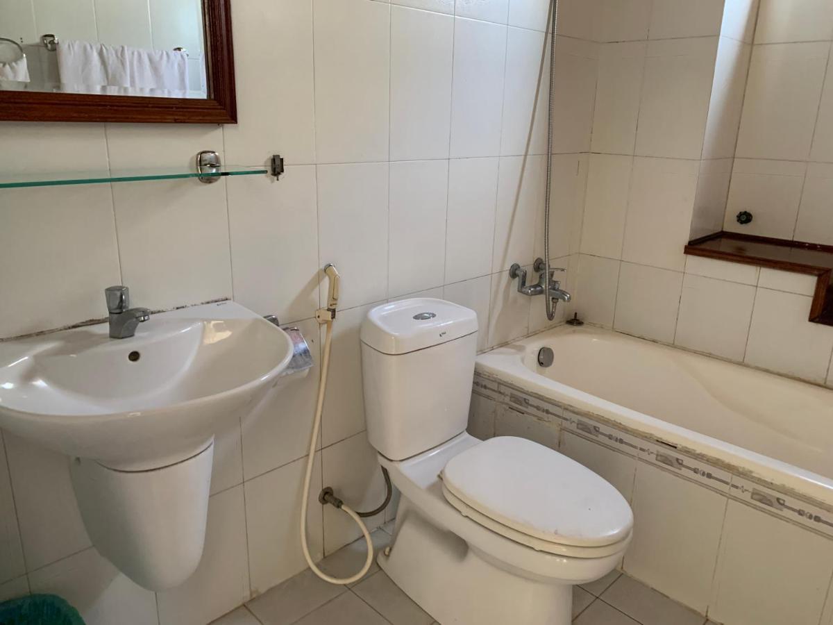 Oyo 1002 Champa Langco Hotel Cu Du Екстериор снимка